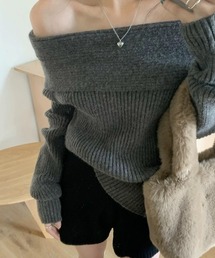 オフショルダーニットトップス