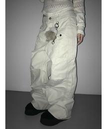 THEAIRTOWN（ジエアタウン）の「creamy wide pt（カーゴパンツ）」