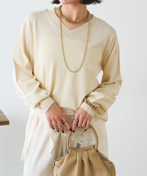 Jena espace merveilleux(ジェナ エスパスメルヴェイユ)の「【上品華やぎ】ミニスパンコールVニット(ニット/セーター・レディース・アイボリー/ブルー系その他/ネイビー・FREE)」の8枚目の写真