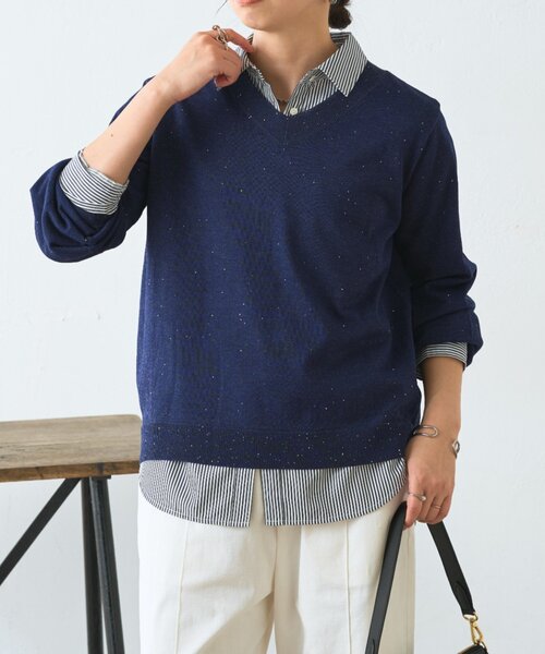 Jena espace merveilleux(ジェナ エスパスメルヴェイユ)の「【上品華やぎ】ミニスパンコールVニット(ニット/セーター・レディース・アイボリー/ブルー系その他/ネイビー・FREE)」の15枚目の写真