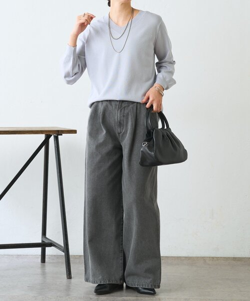 Jena espace merveilleux(ジェナ エスパスメルヴェイユ)の「【上品華やぎ】ミニスパンコールVニット(ニット/セーター・レディース・アイボリー/ブルー系その他/ネイビー・FREE)」の19枚目の写真
