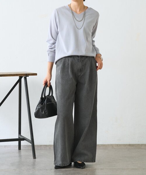 Jena espace merveilleux(ジェナ エスパスメルヴェイユ)の「【上品華やぎ】ミニスパンコールVニット(ニット/セーター・レディース・アイボリー/ブルー系その他/ネイビー・FREE)」の20枚目の写真