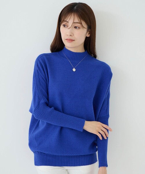 Jayro(ジャイロ)の「ドルマンニット(ニット/セーター・レディース・グレー/ダークグリーン/ブルー/ブルー系その他5/ピンク系その他/イエロー系その他/ベージュ/キャメル/レッド系その他・FREE)」の4枚目の写真