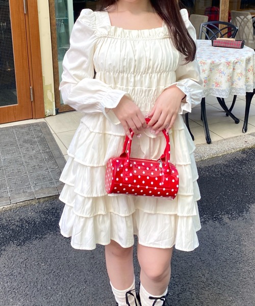 Mejoul(メジュール)の「ボリュームティアードスクエアネックフレアミニワンピース(ワンピース・レディース・オフホワイト・L/M)」の11枚目の写真