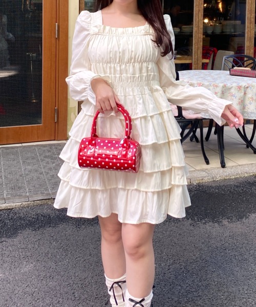 Mejoul(メジュール)の「ボリュームティアードスクエアネックフレアミニワンピース(ワンピース・レディース・オフホワイト・L/M)」の14枚目の写真
