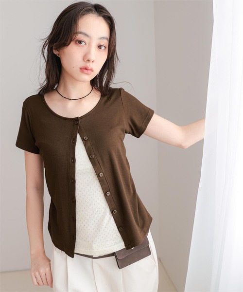 miette(ミエット)の「アイレットジャガードレイヤード風半袖トップス(Tシャツ/カットソー・レディース・レッド/ブラウン/ネイビー/グレー/ブラック・S/L/M)」の3枚目の写真