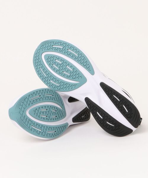 PUMA(プーマ)の「【PUMA】SOFTRIDE ムーブオン U JF(スニーカー・メンズ・ホワイト・28.0cm/27.0cm/26.5cm/26.0cm)」の3枚目の写真