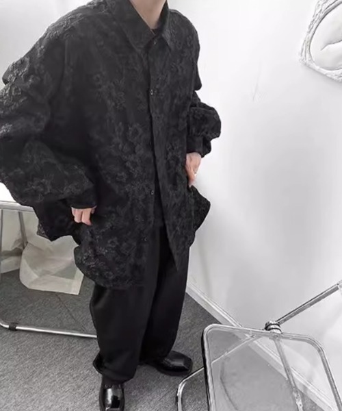 WESTBOY（ウエストボーイ）の「立体刺繍 オーバーサイズ ジャガード ストリートシャツ WO26S5TP20（シャツ/ブラウス・メンズ・ホワイト/ブラック・L/XL/M）」の3枚目の写真