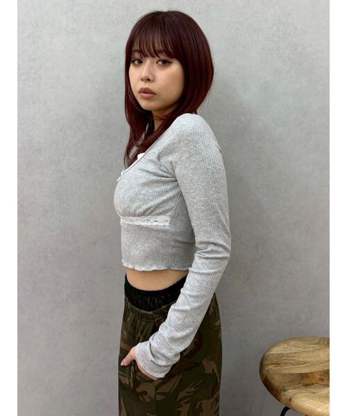 EVRIS(エヴリス)の「レイヤードデザインフリルカットソートップス 春服(Tシャツ/カットソー・レディース・ブラック/その他1/グレー・FREE)」の19枚目の写真