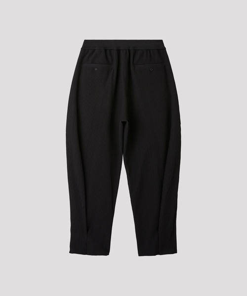 CFCL】SOFT HYPHA TUCKED PANTS（その他パンツ）｜CFCL（シーエフ