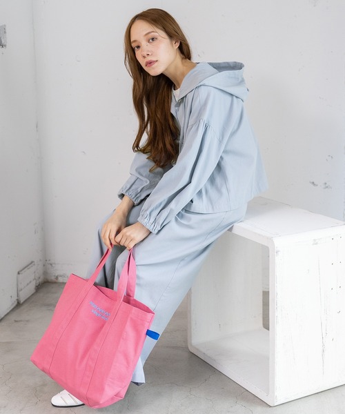 POU DOU DOU（プードゥドゥ）の「コットンリネンサージフーディブルゾン（ブルゾン・レディース・ブルー/ダークグレー/ベージュ・3）」の14枚目の写真