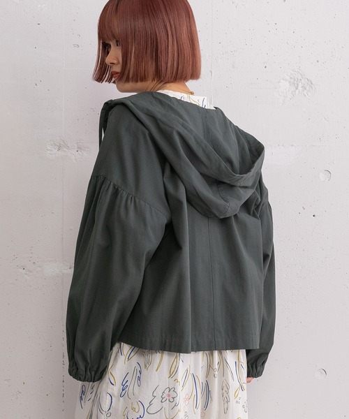 POU DOU DOU（プードゥドゥ）の「コットンリネンサージフーディブルゾン（ブルゾン・レディース・ブルー/ダークグレー/ベージュ・3）」の5枚目の写真