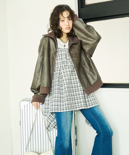 LOVETOXIC（ラブトキシック）の「イレヘムチュニックセット（アンサンブル・キッズ・カラフル/オフホワイト/ブラック・L:160cm/M:150cm/S:140cm）」の4枚目の写真