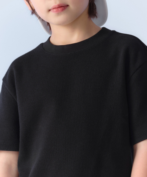 MUSINSA STANDARD KIDS（ムシンサスタンダードキッズ）の「ワッフルリラックスクルーネックTシャツ[ブラック]（Tシャツ/カットソー・レディース・その他・100/110/120/130/140/150/160）」の4枚目の写真