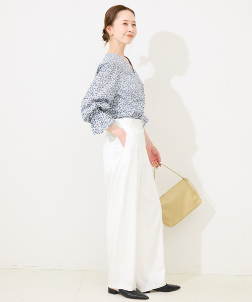 SLOBE IENA（スローブイエナ）の「Vネックフレアスリーブブラウス（シャツ/ブラウス・レディース・ネイビー/ブルー系その他・FREE）」の18枚目の写真