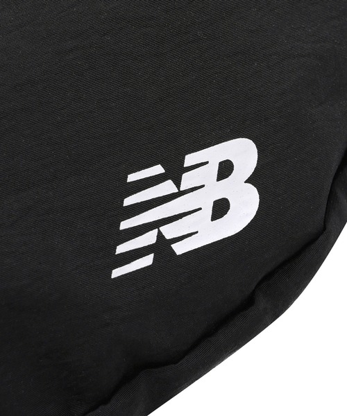 NEW BALANCE（ニューバランス）の「ウエストバッグミディアム（ボディバッグ/ウエストポーチ・メンズ・ライトグレー/ブラック・ONE SIZE）」の13枚目の写真