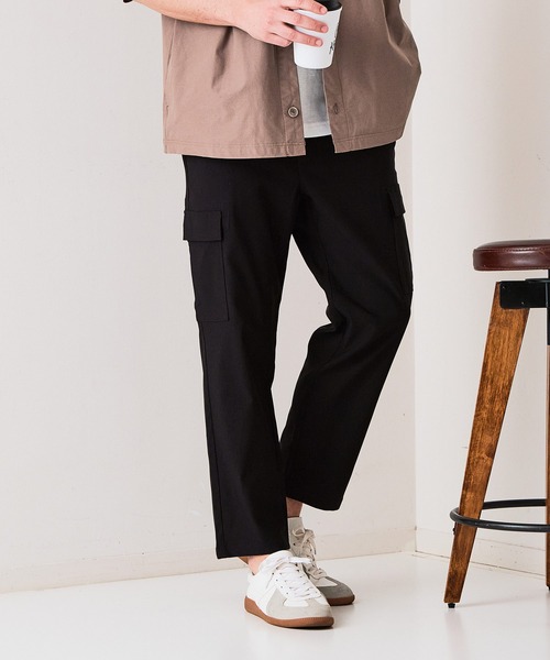 Blue Standard (ブルースタンダード)の「【BLUE STANDARD/ブルースタンダード】快適スーパーストレッチカーゴパンツ 遮熱 UVカット 冷感 軽量 イージーケア 毛玉レス(カーゴパンツ・メンズ・チャコールグレー/ダークグリーン/アイボリー/ブラック・X-LARGE/LARGE/MEDIUM)」の3枚目の写真