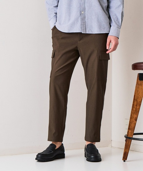 Blue Standard (ブルースタンダード)の「【BLUE STANDARD/ブルースタンダード】快適スーパーストレッチカーゴパンツ 遮熱 UVカット 冷感 軽量 イージーケア 毛玉レス(カーゴパンツ・メンズ・チャコールグレー/ダークグリーン/アイボリー/ブラック・X-LARGE/LARGE/MEDIUM)」の1枚目の写真