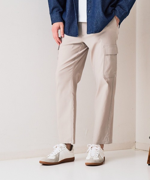 Blue Standard (ブルースタンダード)の「【BLUE STANDARD/ブルースタンダード】快適スーパーストレッチカーゴパンツ 遮熱 UVカット 冷感 軽量 イージーケア 毛玉レス(カーゴパンツ・メンズ・チャコールグレー/ダークグリーン/アイボリー/ブラック・X-LARGE/LARGE/MEDIUM)」の11枚目の写真