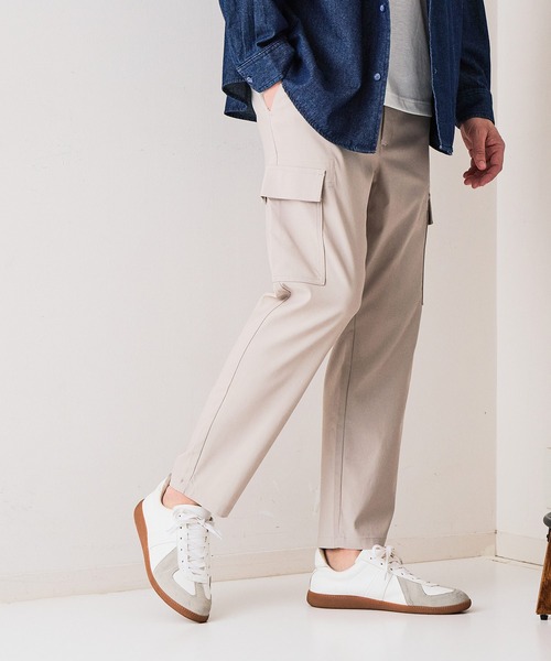 Blue Standard (ブルースタンダード)の「【BLUE STANDARD/ブルースタンダード】快適スーパーストレッチカーゴパンツ 遮熱 UVカット 冷感 軽量 イージーケア 毛玉レス(カーゴパンツ・メンズ・チャコールグレー/ダークグリーン/アイボリー/ブラック・X-LARGE/LARGE/MEDIUM)」の12枚目の写真