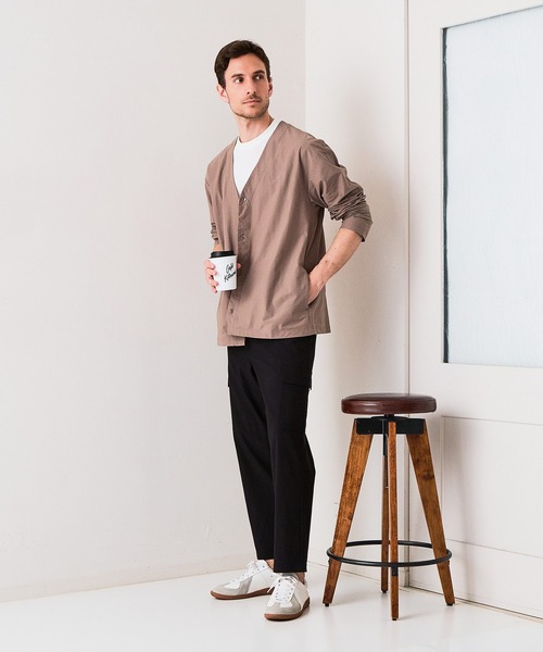 Blue Standard (ブルースタンダード)の「【BLUE STANDARD/ブルースタンダード】快適スーパーストレッチカーゴパンツ 遮熱 UVカット 冷感 軽量 イージーケア 毛玉レス(カーゴパンツ・メンズ・チャコールグレー/ダークグリーン/アイボリー/ブラック・X-LARGE/LARGE/MEDIUM)」の17枚目の写真