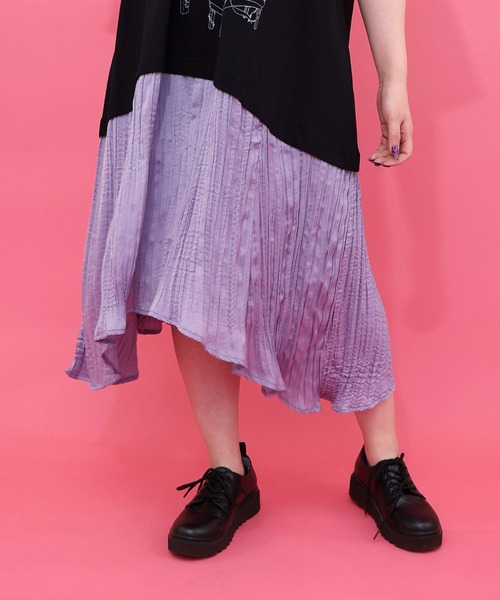 iS ScoLar(イズスカラー)の「561229:箔ラメ入りツリーハウス柄プリーツ切替ワンピース(ワンピース・レディース・アイボリー/グレー/ブラック・M)」の20枚目の写真