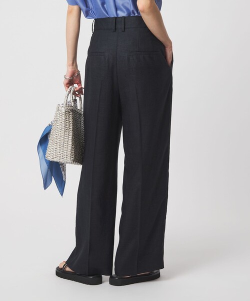 green label relaxing（グリーンレーベルリラクシング）の「［size SHORT/TALLあり］ライト リネンライク ストレート パンツ UVカット 通気性（スラックス・レディース・ダークブラウン/ネイビー/ナチュラル・38/36/SHORT/40/TALL）」の4枚目の写真