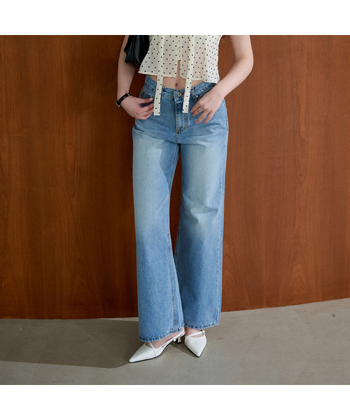PLUNASTUDIO(プルナスタジオ)の「エッシュブーツカットパンツ(ライトブルー)(デニムパンツ・レディース・スカイブルー・SMALL/MEDIUM/LARGE)」の1枚目の写真