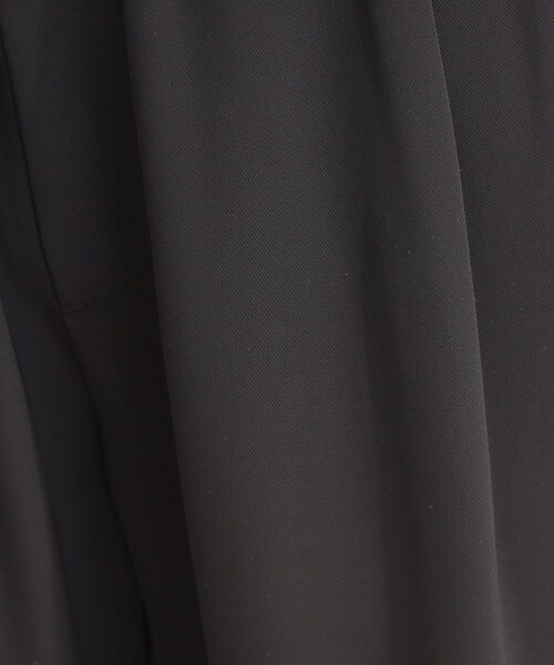 SHOO・LA・RUE（シューラルー）の「【ひんやり/UV/SS-3L/セットアップ可】さらさらぷるん イージーテーパードパンツ（その他パンツ・レディース・ブラック/ベージュ/ブルー/チャコールグレー/ライトイエロー系/モスグリーン/イエロー・10/05/04/03/02/01）」の21枚目の写真