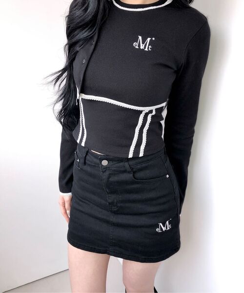 MUCENT(ムセント)の「パルスセットアップレーストラックラインスリーブレスナシ(2カラー)(Tシャツ/カットソー・レディース・ブラック/ネイビー・FREE)」の14枚目の写真