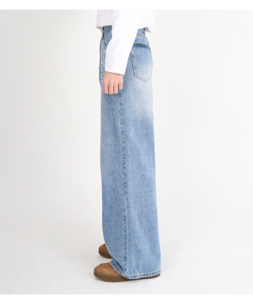 BUTTON SEOUL(ボタンソウル)の「ポケットウォッシングフレアデニムパンツ(淡い青)(その他パンツ・メンズ・その他・M/L/XL)」の4枚目の写真