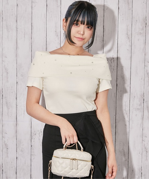 GORGE(ゴージ)の「《オフショル×パール》リブカットソー/フェミニン/春夏/全3色(Tシャツ/カットソー・レディース・ブラック/オフホワイト/グレー・F)」の1枚目の写真