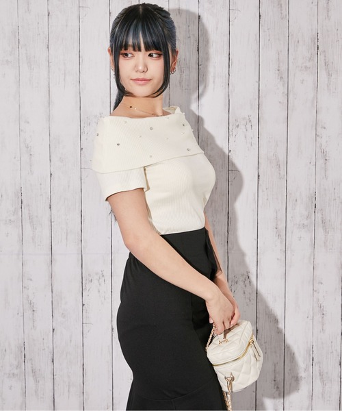 GORGE(ゴージ)の「《オフショル×パール》リブカットソー/フェミニン/春夏/全3色(Tシャツ/カットソー・レディース・ブラック/オフホワイト/グレー・F)」の6枚目の写真