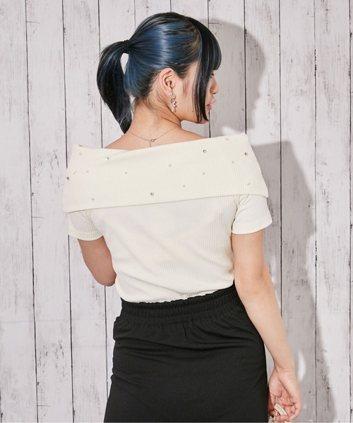GORGE(ゴージ)の「《オフショル×パール》リブカットソー/フェミニン/春夏/全3色(Tシャツ/カットソー・レディース・ブラック/オフホワイト/グレー・F)」の8枚目の写真