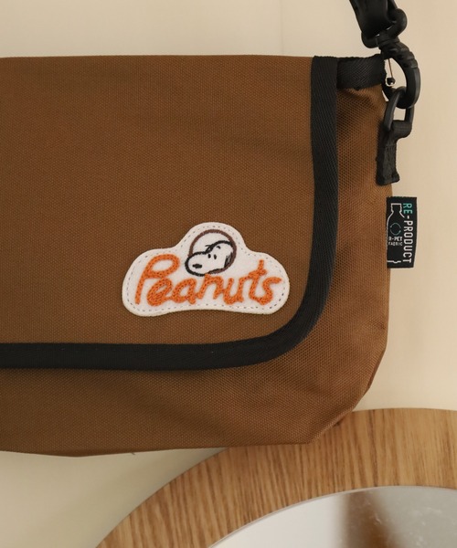 PEANUTS(ピーナッツ)の「SNOOPY スヌーピー ミニメッセンジャーバッグ RE-PET(メッセンジャーバッグ・レディース・アイボリー/ブラック/カーキブラウン・FREE)」の9枚目の写真