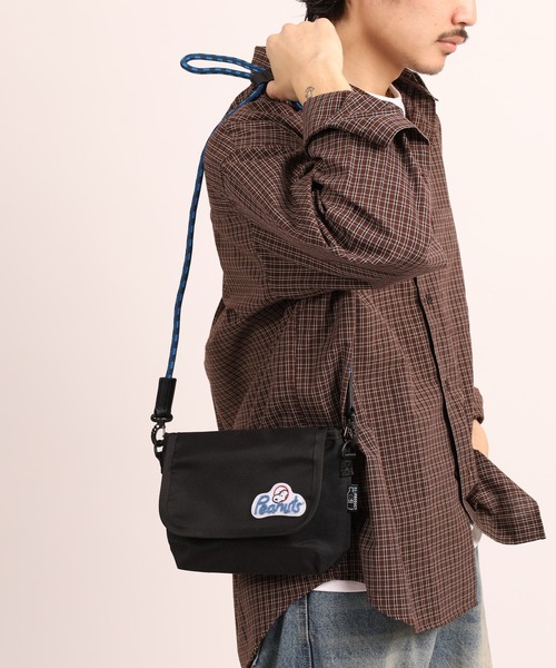 PEANUTS(ピーナッツ)の「SNOOPY スヌーピー ミニメッセンジャーバッグ RE-PET(メッセンジャーバッグ・レディース・アイボリー/ブラック/カーキブラウン・FREE)」の21枚目の写真