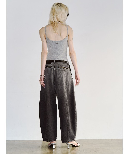 JOSE MOON（ジョゼムーン）の「WIDE LEG SLIT DENIM/ワイドレッグスリットデニム（デニムパンツ・レディース・ブラック/ブルー・36/34/38）」の12枚目の写真
