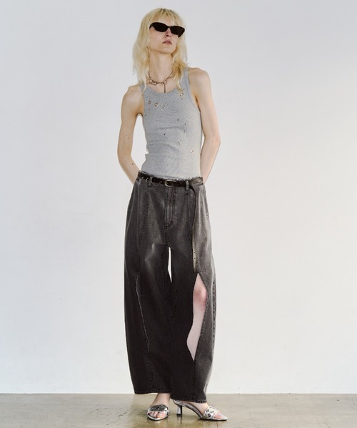 JOSE MOON（ジョゼムーン）の「WIDE LEG SLIT DENIM/ワイドレッグスリットデニム（デニムパンツ・レディース・ブラック/ブルー・36/34/38）」の8枚目の写真