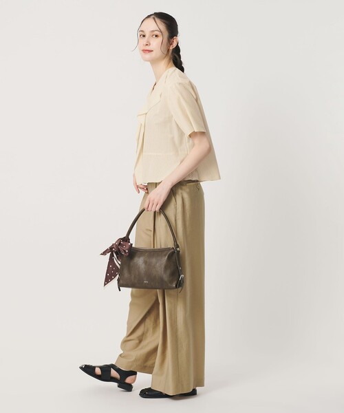 BEAUTY&YOUTH UNITED ARROWS(ビューティーアンドユースユナイテッドアローズ)の「ソリッド&ストライプ ラッフル シャツブラウス ウォッシャブル(シャツ/ブラウス・レディース・ナチュラル/ブラック/ホワイト・FREE)」の12枚目の写真