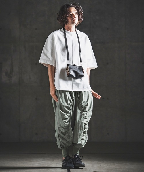 GLIMCLAP（グリムクラップ）の「mt10459- Lightweight French Terry T-shirt オーバーサイズTシャツ(202-055-gls-cg)（Tシャツ/カットソー・メンズ・ホワイト/ブラック・S/M/L）」の19枚目の写真