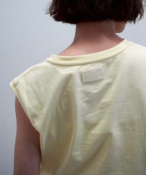 gossara(ゴサラ)の「【1枚あると便利】ラバータグ付きノースリPO(Tシャツ/カットソー・レディース・ホワイト/ブラウン/ライトイエロー/ネイビー・FREE)」の19枚目の写真