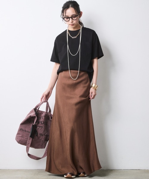 CHIC STYLE(シックスタイル)の「綿100%ロゴプリントカラーTシャツ<大きいサイズ有>シックスタイル(Tシャツ/カットソー・レディース・オレンジ/ブラック/ブルー系・L/M/5L/4L/3L/LL)」の12枚目の写真