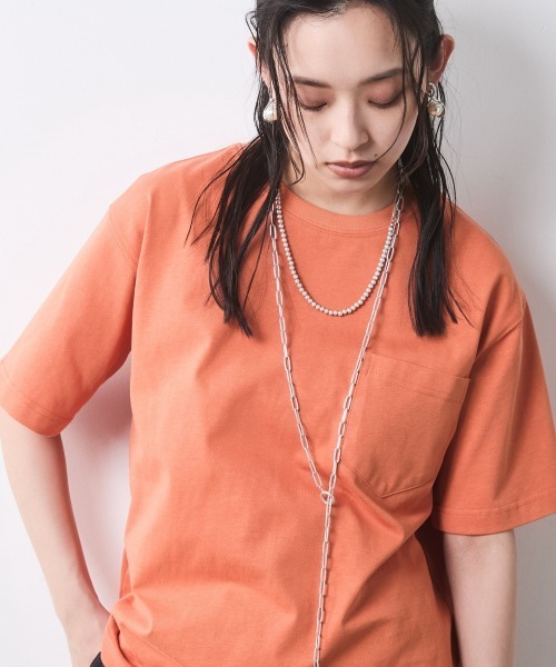 CHIC STYLE(シックスタイル)の「綿100%ロゴプリントカラーTシャツ<大きいサイズ有>シックスタイル(Tシャツ/カットソー・レディース・オレンジ/ブラック/ブルー系・L/M/5L/4L/3L/LL)」の15枚目の写真
