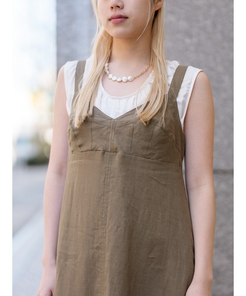 Banana Republic(バナナリパブリック)の「ビスコース リネン スクープネック タンクトップ(シャツ/ブラウス・レディース・ホワイト/ブラック系その他/ブラック・XS/S/M/L)」の4枚目の写真