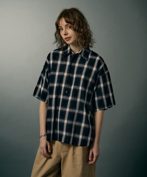 WETTEMPT(ウィテンプト)の「OMBRE CHECK S/S SHIRT / オンブレチェックS/Sシャツ(シャツ/ブラウス・メンズ・ブラウン/ネイビー・SMALL/LARGE/MEDIUM)」の1枚目の写真