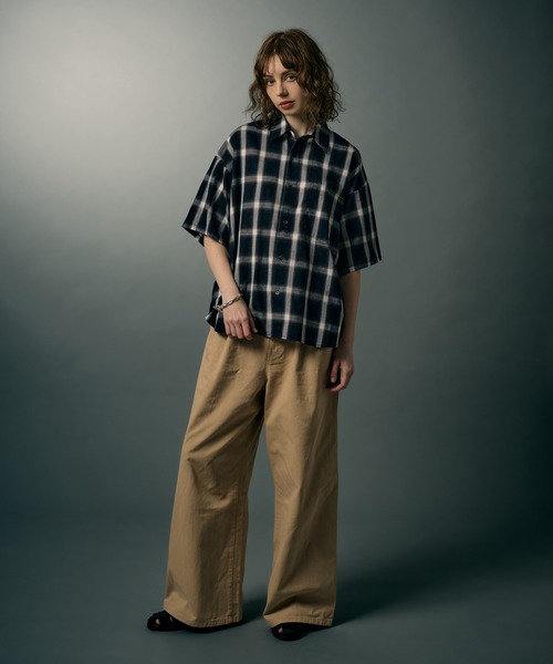 WETTEMPT(ウィテンプト)の「OMBRE CHECK S/S SHIRT / オンブレチェックS/Sシャツ(シャツ/ブラウス・メンズ・ブラウン/ネイビー・SMALL/LARGE/MEDIUM)」の8枚目の写真