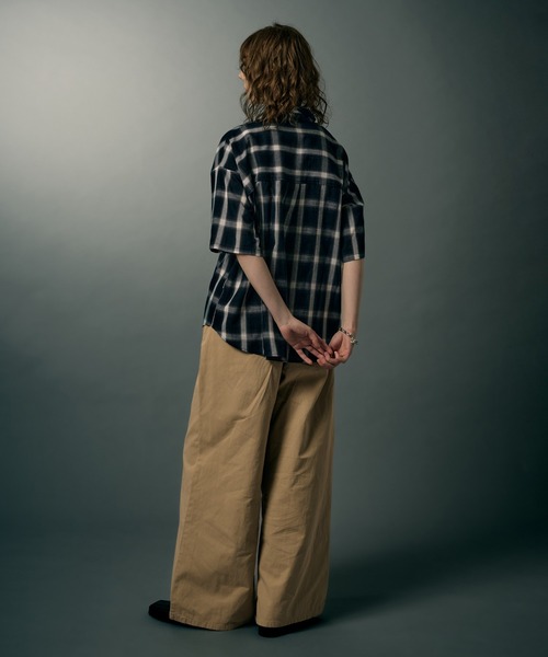 WETTEMPT(ウィテンプト)の「OMBRE CHECK S/S SHIRT / オンブレチェックS/Sシャツ(シャツ/ブラウス・メンズ・ブラウン/ネイビー・SMALL/LARGE/MEDIUM)」の11枚目の写真