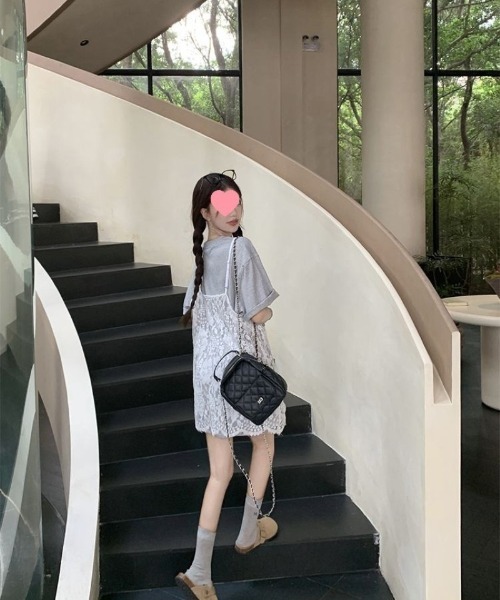 Ritzy(リッツィー)の「レイヤード風 透け感レースキャミソールワンピース(キャミソール・レディース・ホワイト・FREE)」の9枚目の写真