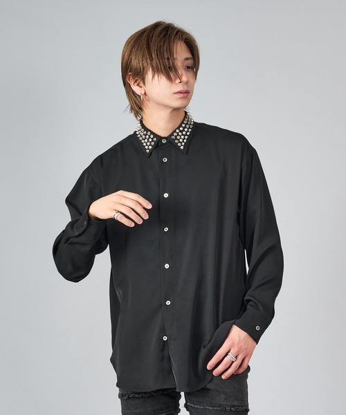 REGIEVO(レジエボ)の「スタッズエレガントシャツ(シャツ/ブラウス・メンズ・ブラック/オフホワイト・LARGE/MEDIUM)」の9枚目の写真
