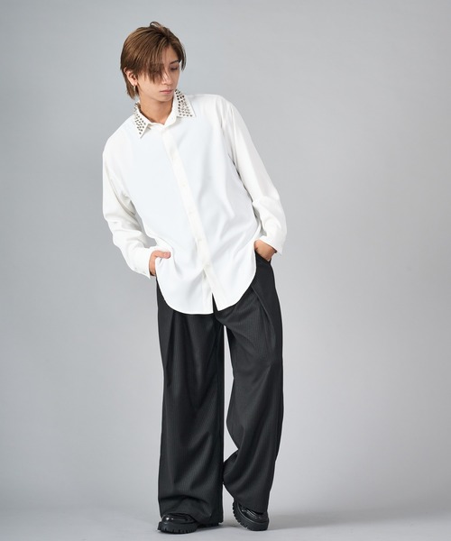 REGIEVO(レジエボ)の「スタッズエレガントシャツ(シャツ/ブラウス・メンズ・ブラック/オフホワイト・LARGE/MEDIUM)」の12枚目の写真